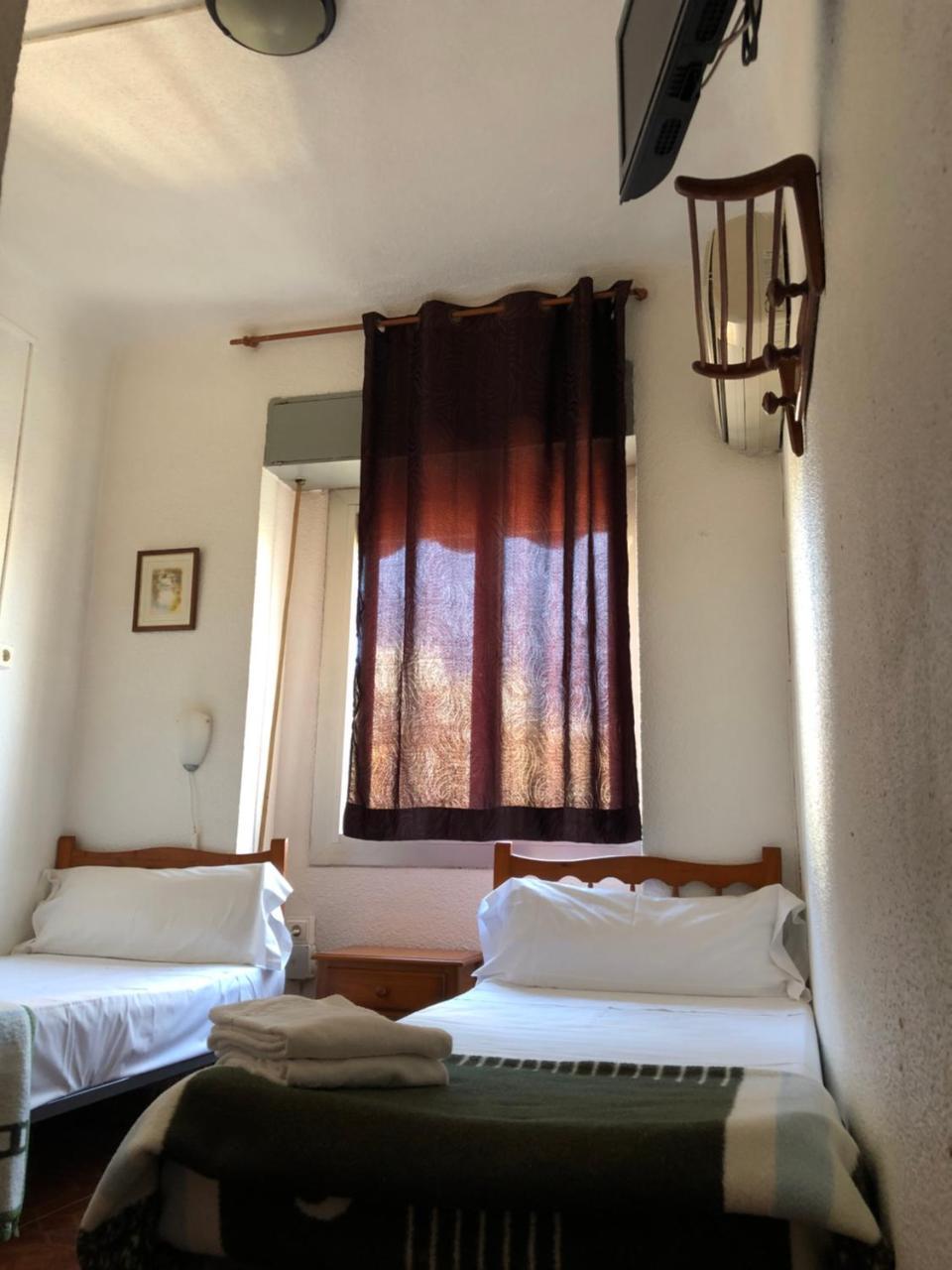 Latic Rooms Alicante Exterior photo